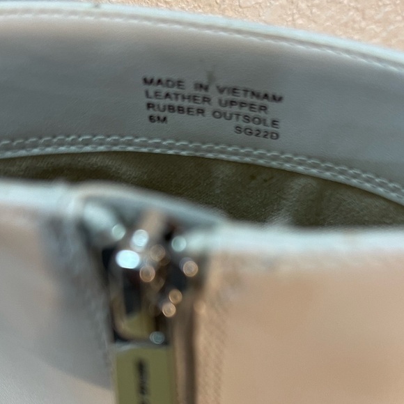 NWT Michael Kors Rue Stiletto Bootie Optic White Ankle Boot Size 6 - Picture 11 of 16